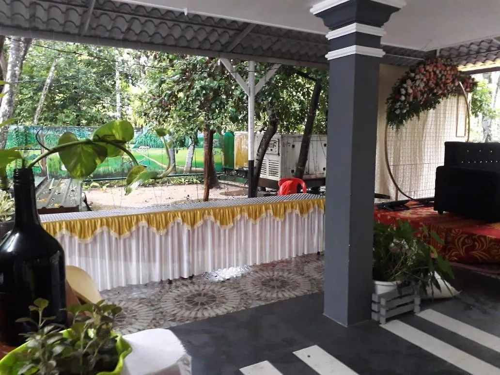 Stylehomes The Farm House Inn Kodungallur 0*,